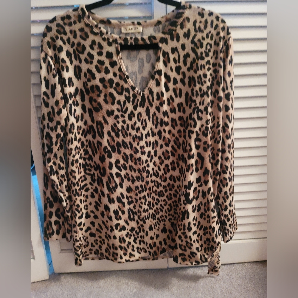 Viamor medium boutique top